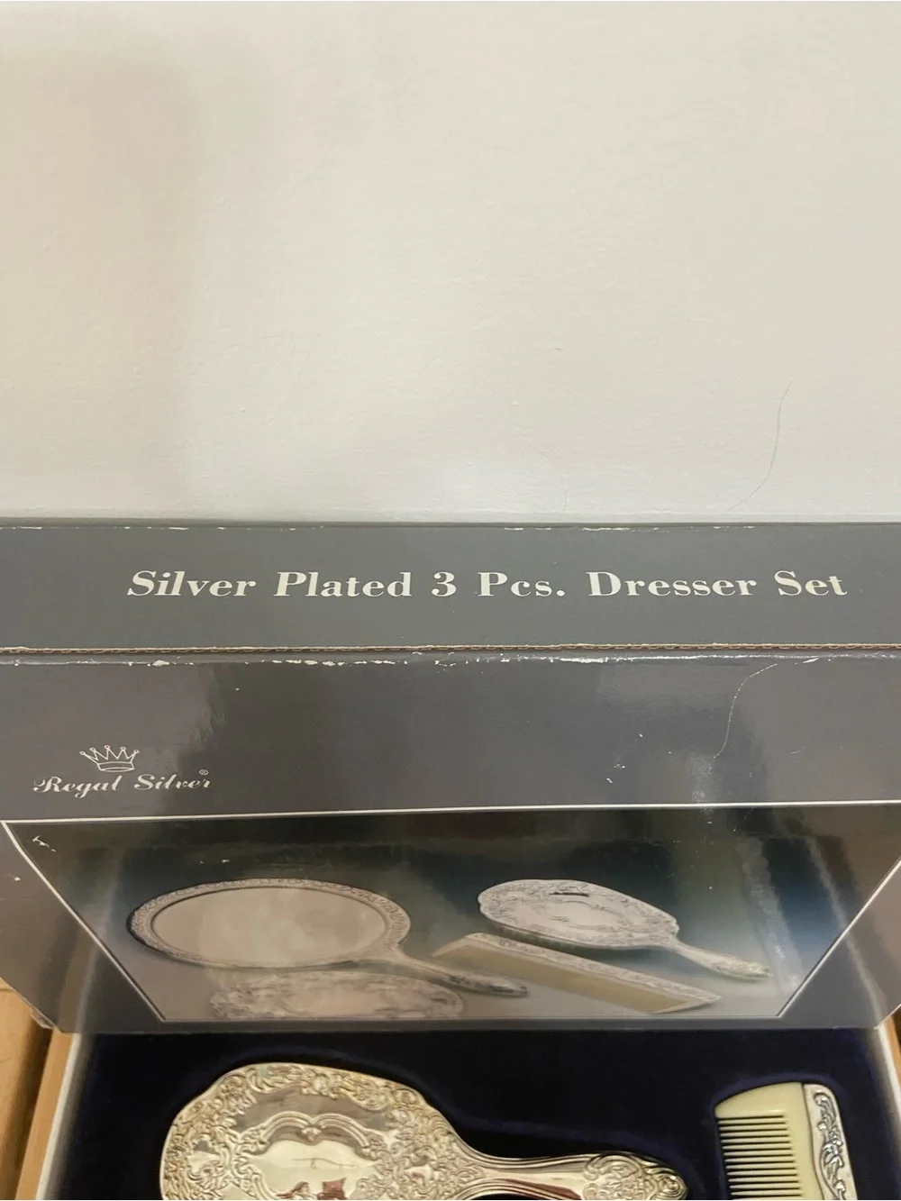 Vintage Regal Silver Landes 3 Pc Silverplate Vanity Dresser Set Mirror Brush Com